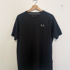 Under Armour Men's Black Long Sleeve Tee